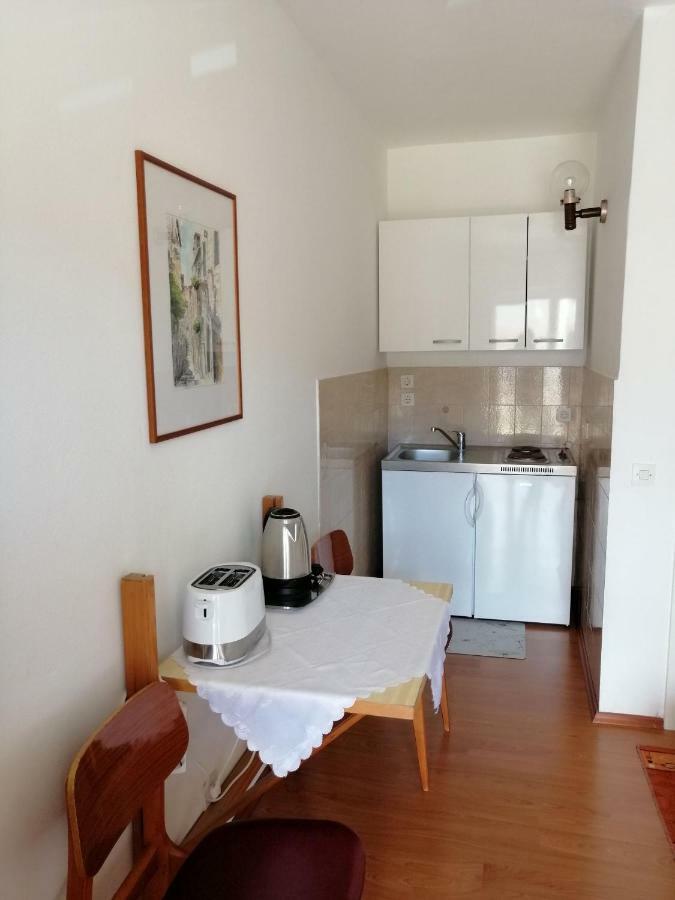 Apartments Emmas Studio Stari Grad  Exterior foto